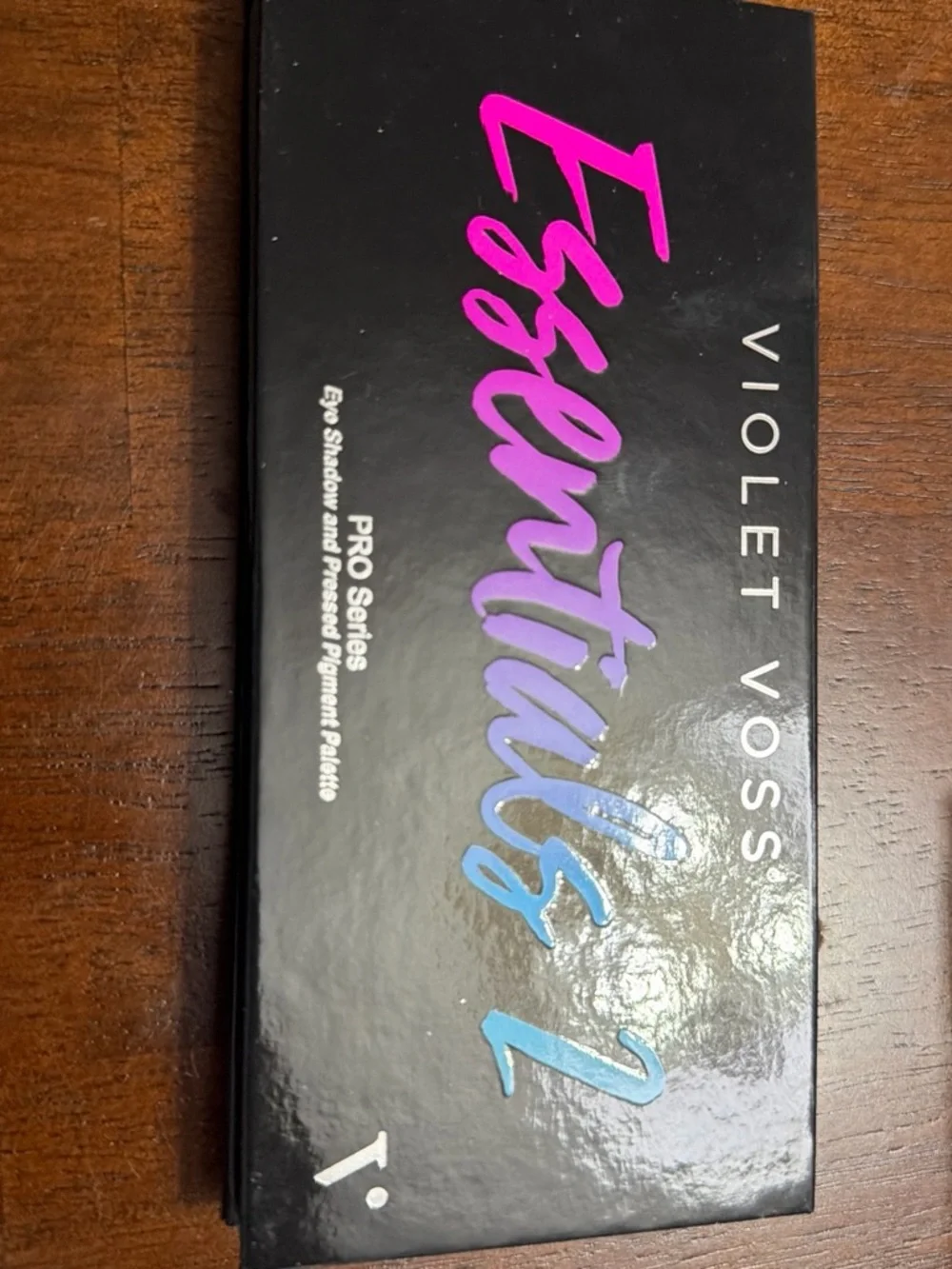 Violet Voss eyeshadow